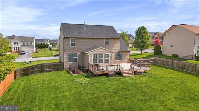 13319 JOHN MARTIN DR, Williamsport, MD 21795