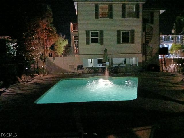 254 Palermo CIR, Fort Myers Beach, FL 33931