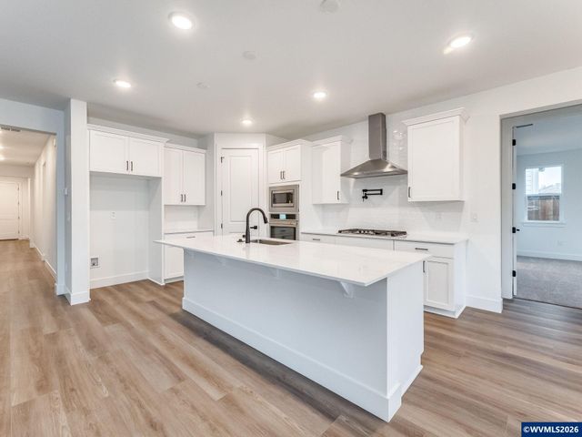 5972 Sorrento St St S, Salem, OR 97306