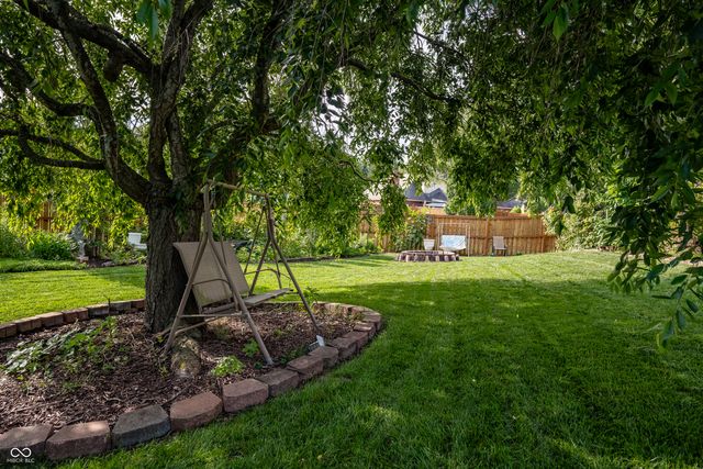 21185 Bayhill Court, Noblesville, IN 46062