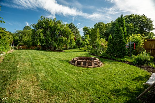 21185 Bayhill Court, Noblesville, IN 46062