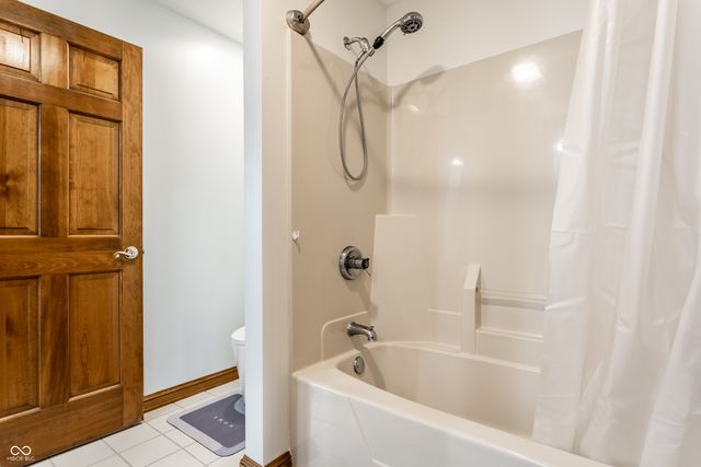 21185 Bayhill Court, Noblesville, IN 46062