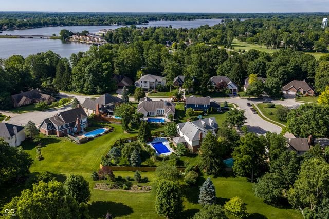 21185 Bayhill Court, Noblesville, IN 46062