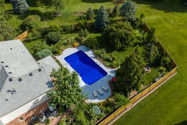 21185 Bayhill Court, Noblesville, IN 46062