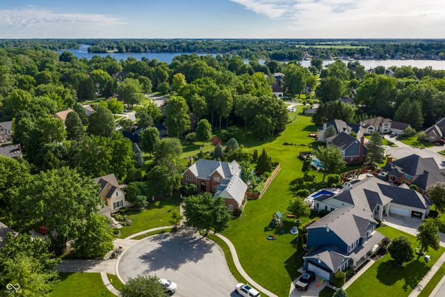 21185 Bayhill Court, Noblesville, IN 46062