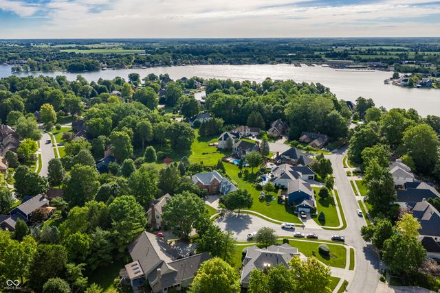 21185 Bayhill Court, Noblesville, IN 46062