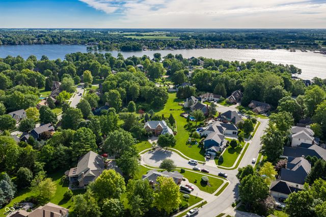 21185 Bayhill Court, Noblesville, IN 46062
