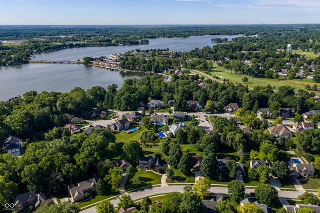 21185 Bayhill Court, Noblesville, IN 46062