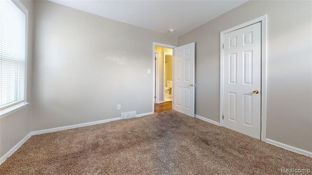 11076 Hudson Avenue, Warren, MI 48089