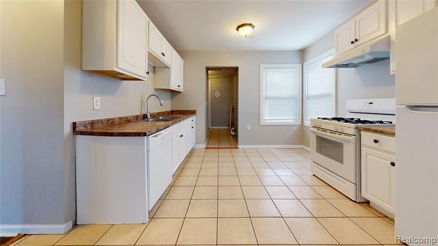 11076 Hudson Avenue, Warren, MI 48089