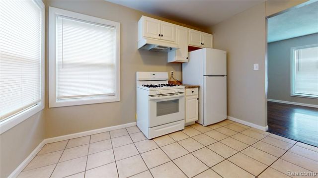 11076 Hudson Avenue, Warren, MI 48089