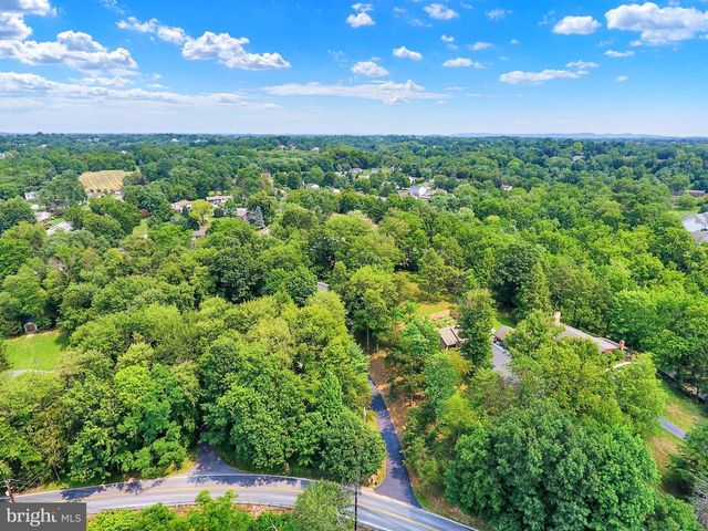 4619 GOOSE VALLEY RD, Harrisburg, PA 17112