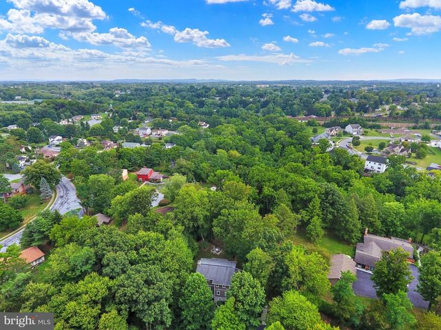 4619 GOOSE VALLEY RD, Harrisburg, PA 17112