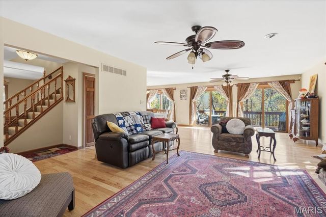 33 Wilderness Road, Eureka, MO 63025