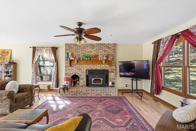 33 Wilderness Road, Eureka, MO 63025