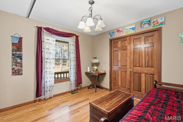 33 Wilderness Road, Eureka, MO 63025