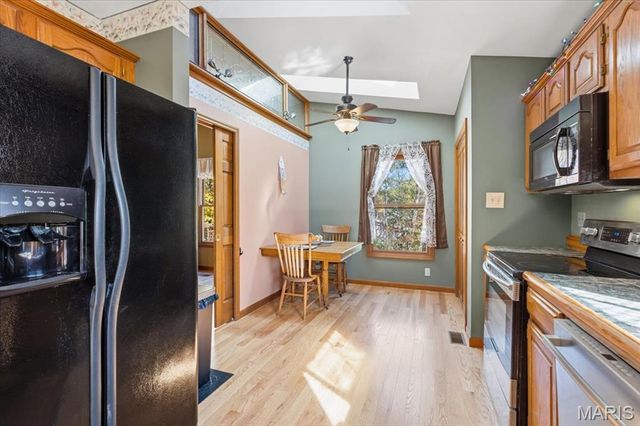 33 Wilderness Road, Eureka, MO 63025