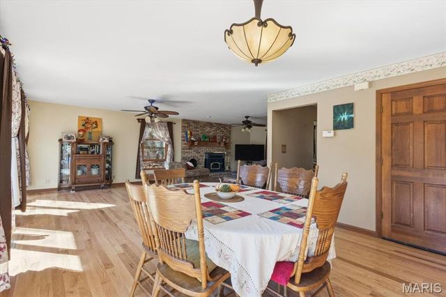 33 Wilderness Road, Eureka, MO 63025