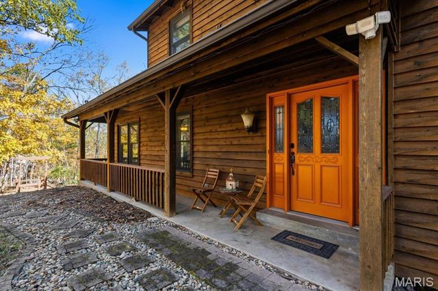 33 Wilderness Road, Eureka, MO 63025