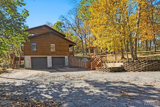 33 Wilderness Road, Eureka, MO 63025