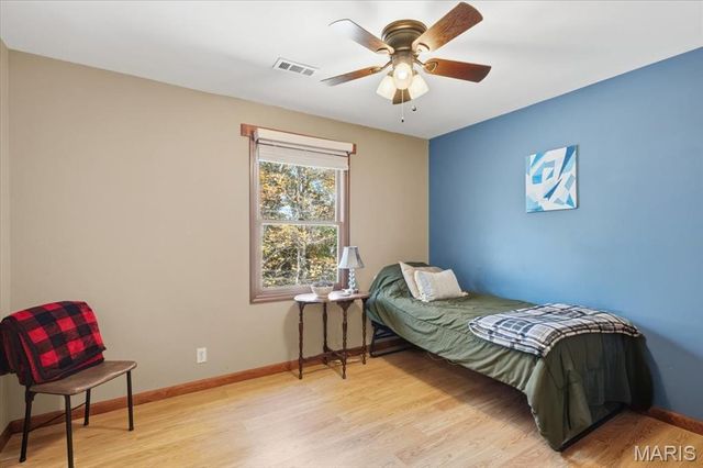 33 Wilderness Road, Eureka, MO 63025