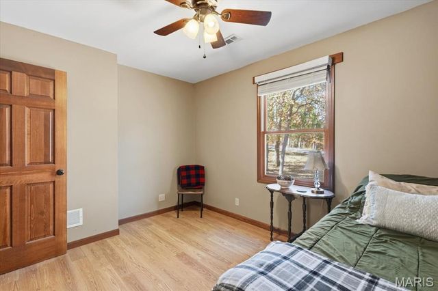 33 Wilderness Road, Eureka, MO 63025