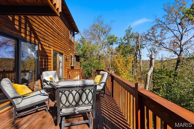 33 Wilderness Road, Eureka, MO 63025