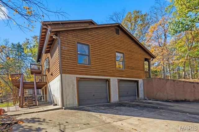 33 Wilderness Road, Eureka, MO 63025