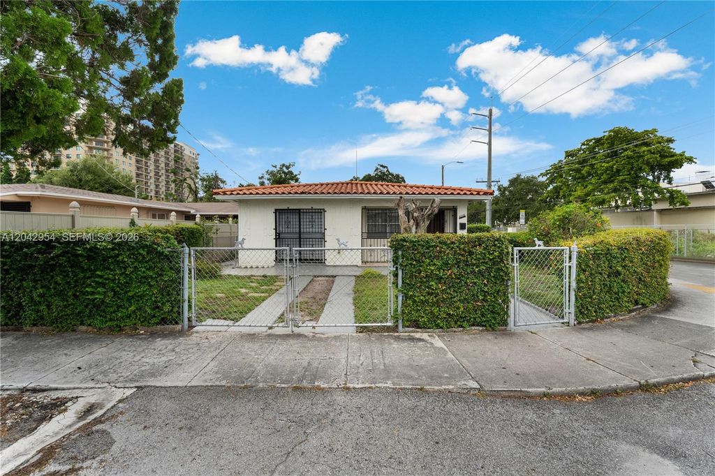 4296 NW 2nd Ter 4296, Miami, FL 33126