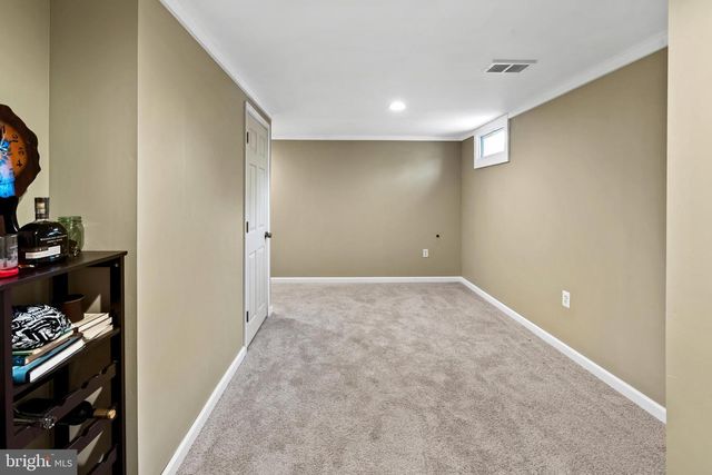 110 RUTLEDGE CT, North Wales, PA 19454