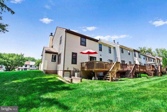110 RUTLEDGE CT, North Wales, PA 19454