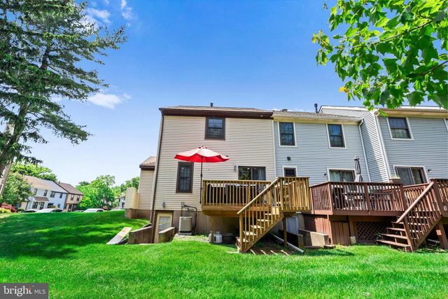 110 RUTLEDGE CT, North Wales, PA 19454