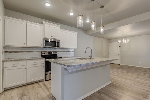 6902 67th Street, Lubbock, TX 79424