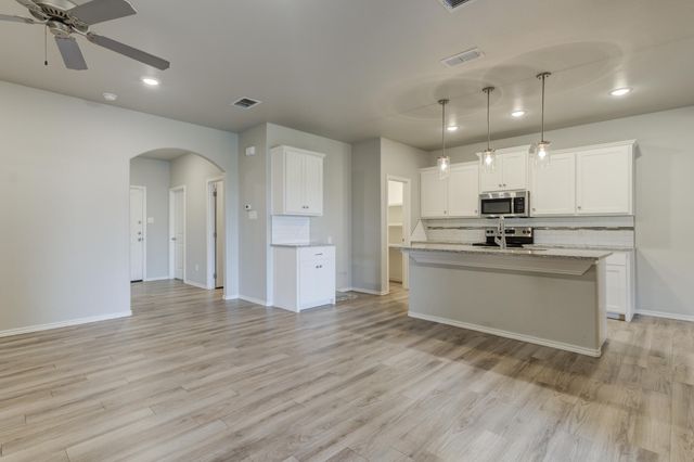 6902 67th Street, Lubbock, TX 79424