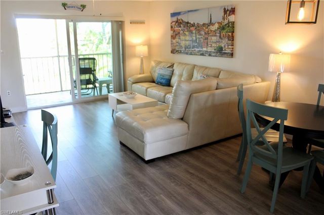 400 Forest Lakes BLVD 309, Naples, FL 34105