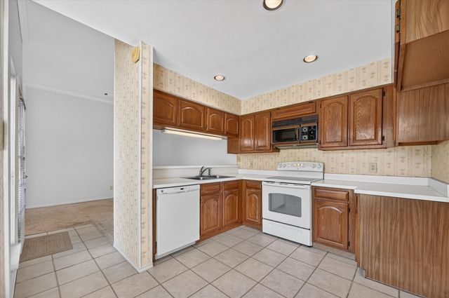9711 Springtree Lane, Dallas, TX 75243