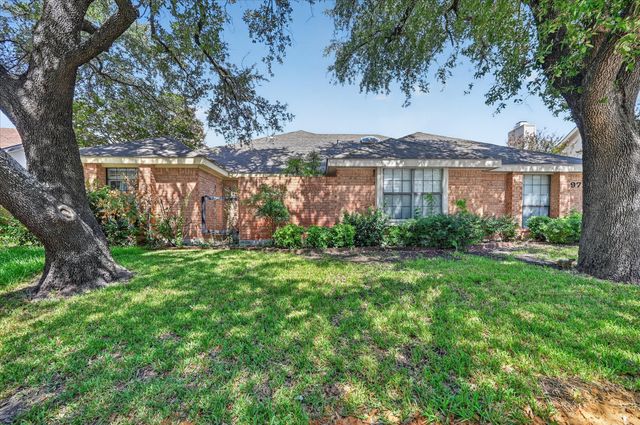 9711 Springtree Lane, Dallas, TX 75243