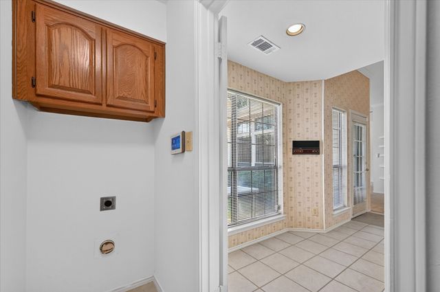 9711 Springtree Lane, Dallas, TX 75243