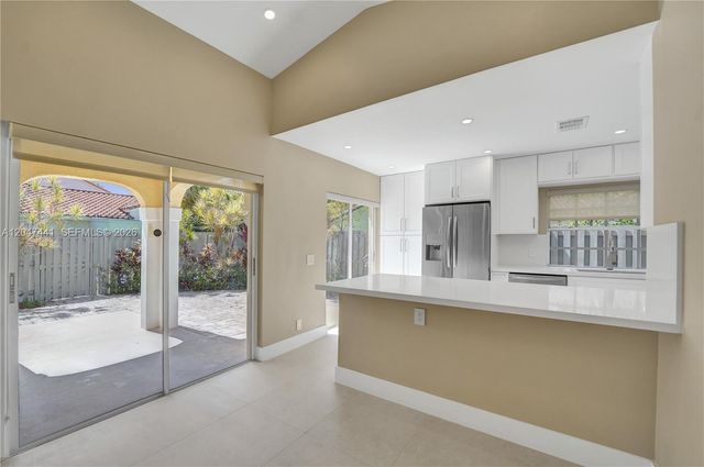 1361 Springside Dr 3, Weston, FL 33326