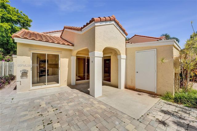 1361 Springside Dr 3, Weston, FL 33326
