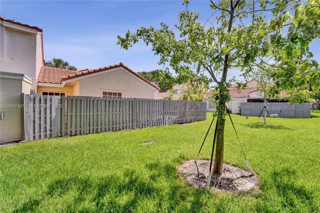 1361 Springside Dr 3, Weston, FL 33326