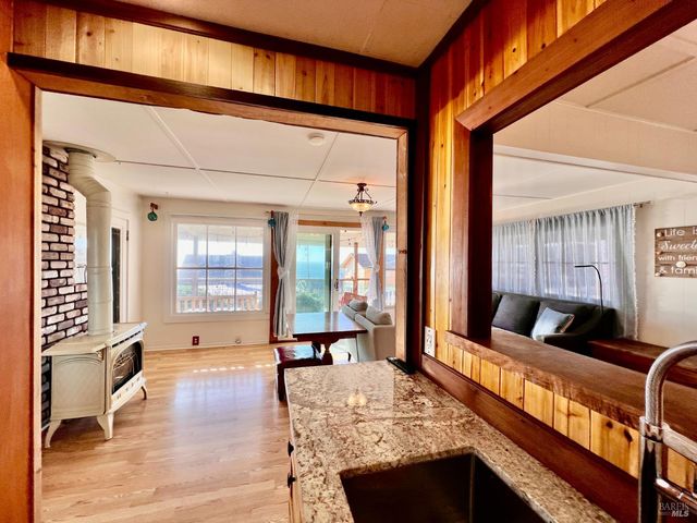 75 Ocean View Ave, Dillon Beach, CA 94929