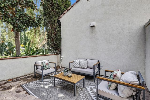 83 Mission, Irvine, CA 92620