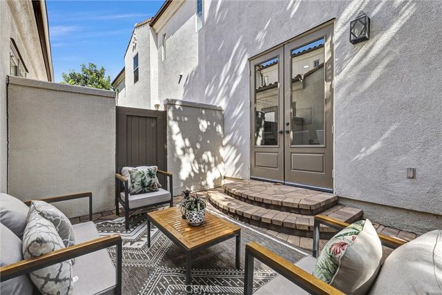 83 Mission, Irvine, CA 92620