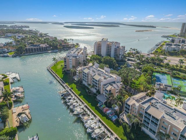 893 Collier Ct Apt 301, Marco Island, FL 34145
