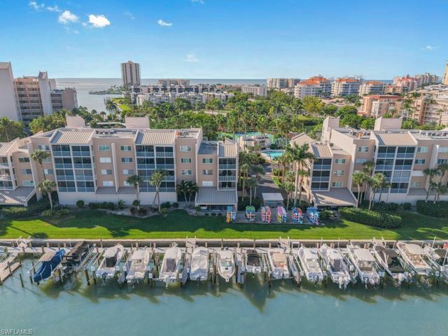 893 Collier Ct Apt 301, Marco Island, FL 34145