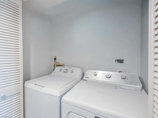 893 Collier Ct Apt 301, Marco Island, FL 34145