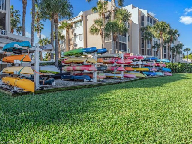 893 Collier Ct Apt 301, Marco Island, FL 34145