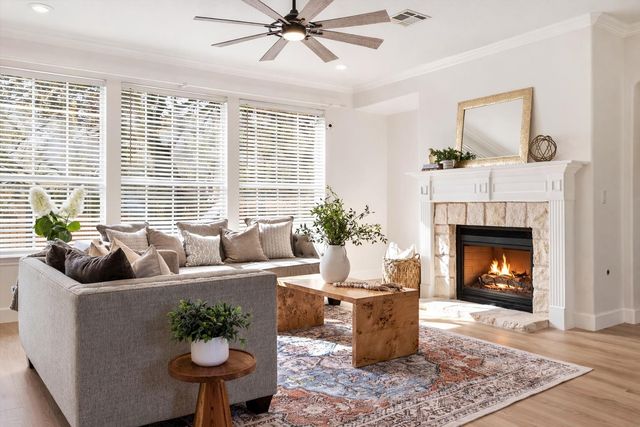 9400 Savannah Ridge DR, Austin, TX 78726