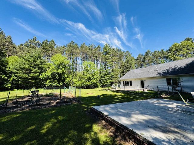W3591 Twin Lane, Redgranite, WI 54970
